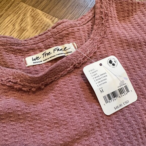 WE THE FREE {NWT} Long Sleeve Thermal Tee | thumb holes | pink Medium RUNS SMALL - Picture 4 of 5